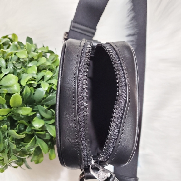 Coach X Marvel Terrain Crossbody:Black Panther - Picture 7 of 12